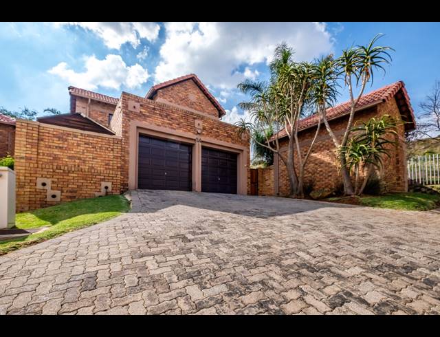 3 BEDROOM CLUSTER FOR SALE IN MEYERSDAL